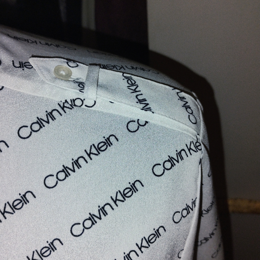 Like-New Calvin Klein Logo Blouse - Picture 6 of 10